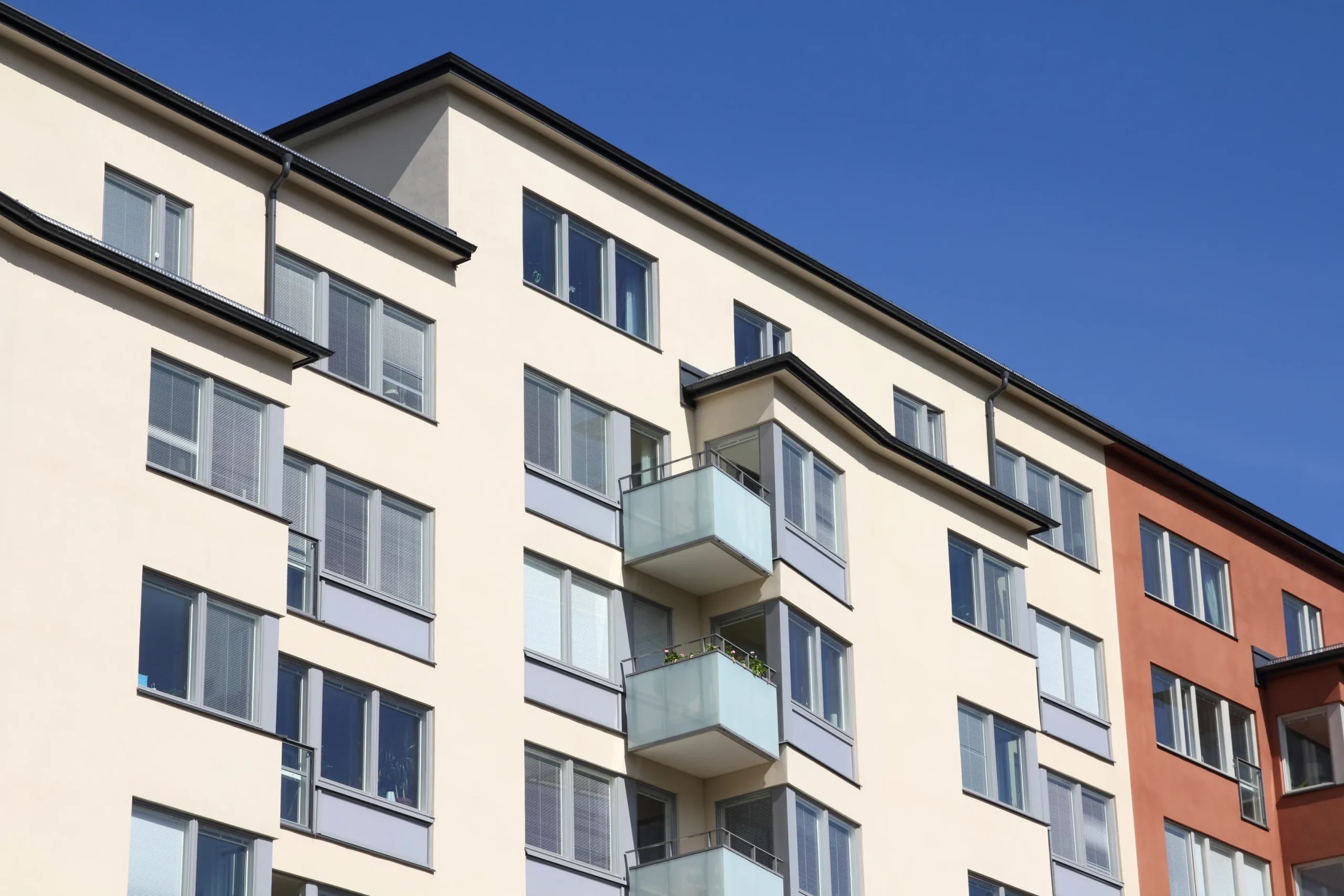 AdobeStock_45877096_result Tvätta Fasad i<br />
Kungsbacka nyligen utförd.